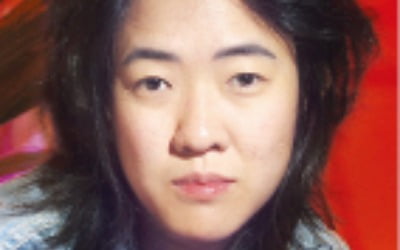 [이 아침의 미술가] '중고 러닝머신 위 오리'로 본 인간의 삶
