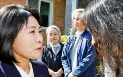 김혜경은 광주, 설난영은 호남 … 내조경쟁 시작