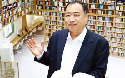 권영기 "환경 바뀌면 학생들도 변하죠"…'교원대 1호' 교장의 실험