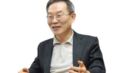 이종호 前 과기부 장관 "전장, AI로 재편…우주방산 반도체 자립 시급"