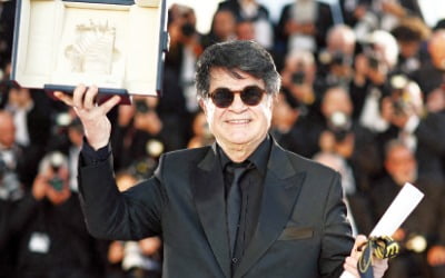 '침묵하지 않는 목소리' 주목한 칸…이란 반체제 영화감독 황금종려상