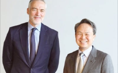 유럽 간 진옥동, 골드만 경영진과 회동