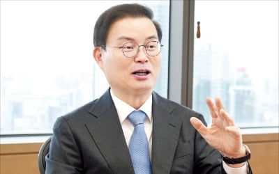 "M&A 경험 풍부한 국내 로펌, 크로스보더 딜로 승부해야"