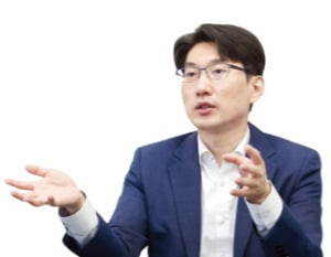 원철희 "부작용 줄이고 보관기간 늘린 국산 mRNA 백신 시대 연다"
