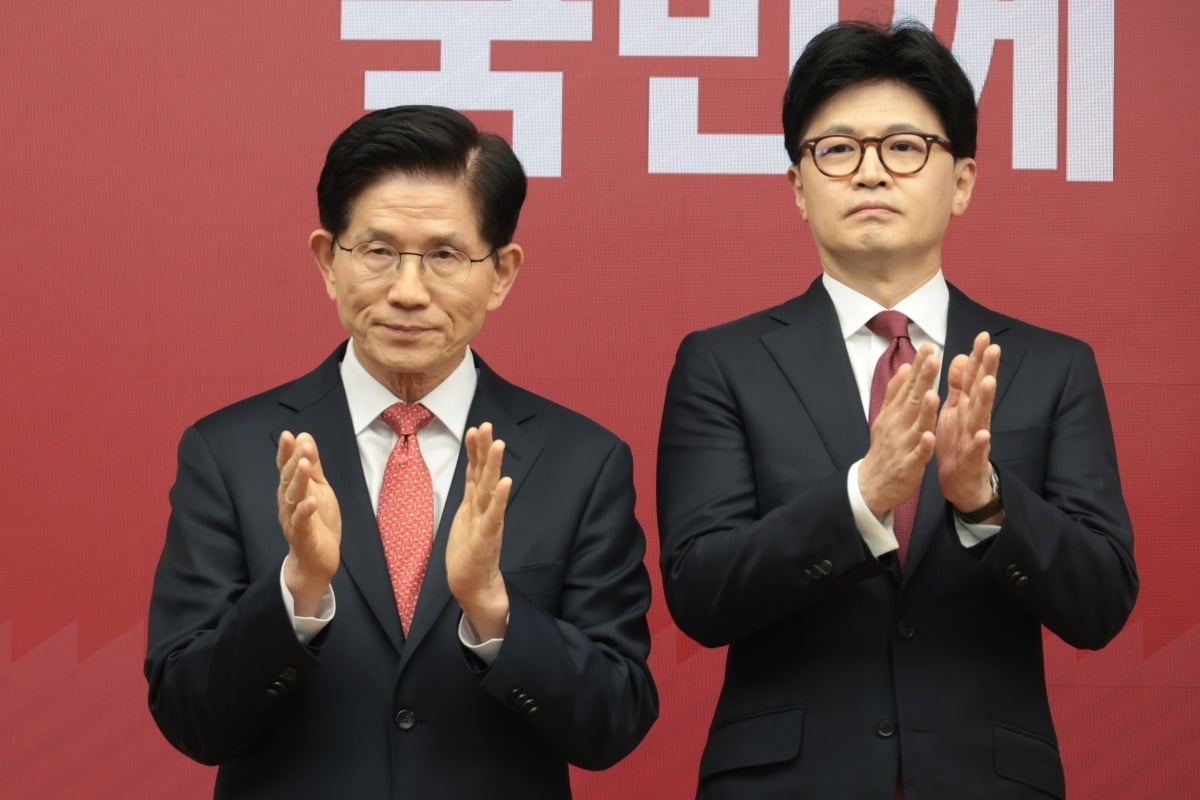 김문수냐 한동훈이냐…국민의힘, 오늘 최종 대선후보 선출