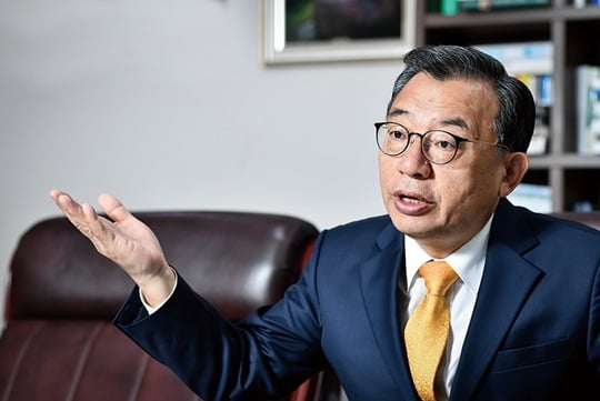 한 후보 캠프 이정현 대변인. 사진=연합뉴스