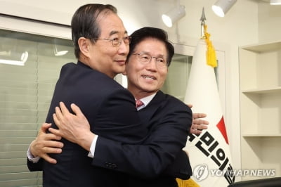 김문수-한덕수 회동...선대위원장 제안에 韓 "논의하겠다"