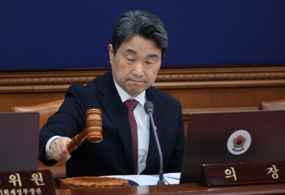대선 앞두고 공공기관 '알박기' 논란