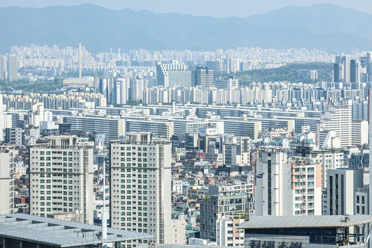"7월부터 대출 더 깐깐해진다"…수도권 3단계 DSR 집값 영향은