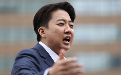 김문수 대선 전략이 '이준석'?…李 캠프 "3자 구도로 승리"