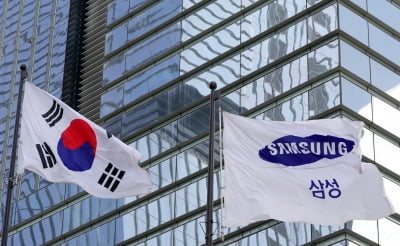 삼성전자도 콕 찝었다...트럼프, 스마트폰 관세 언급