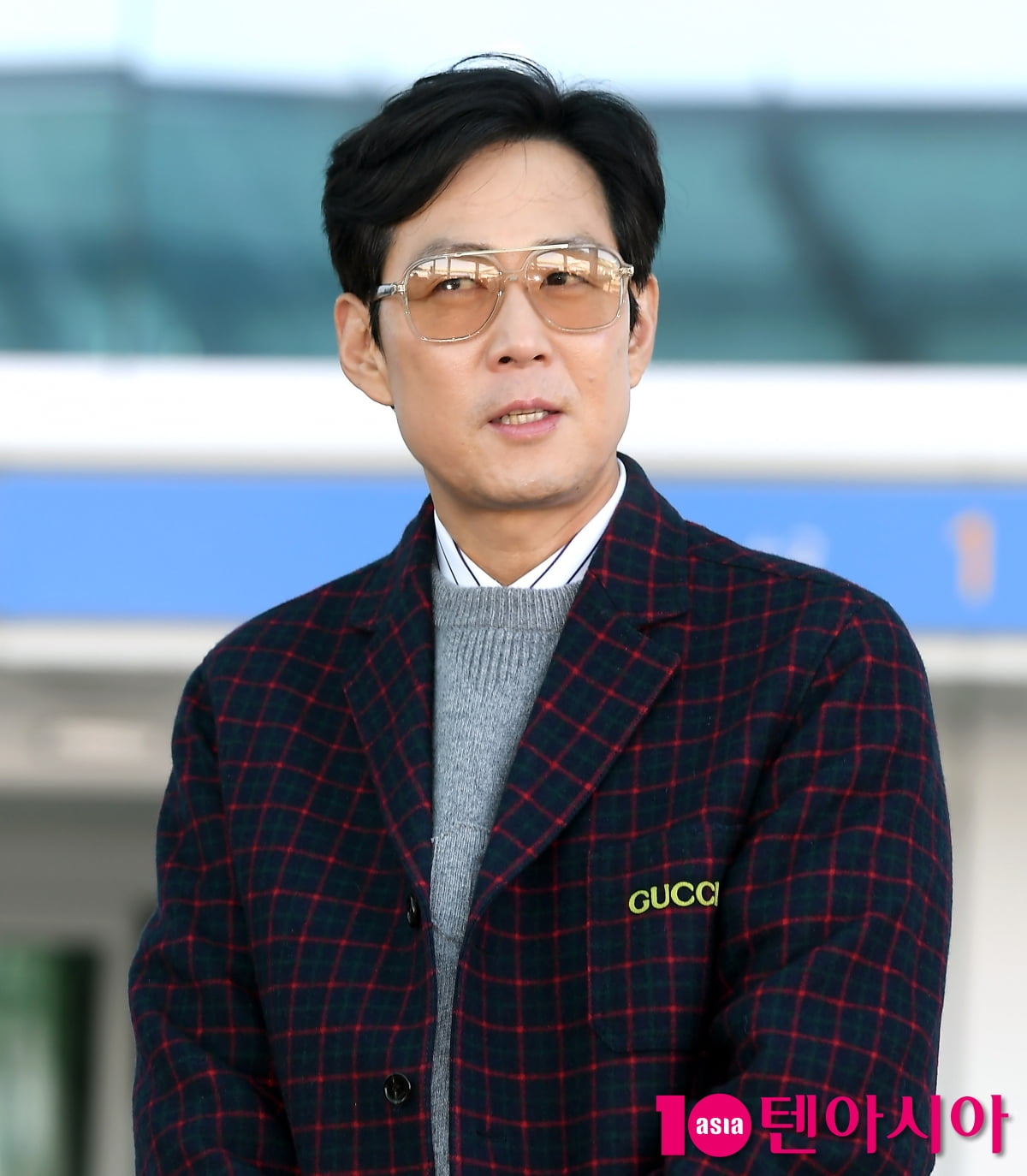 Lee Jung-jae Experiences Yum Jung-ah's Culinary Delights on tvN's 'Fresh off the Sea 2'