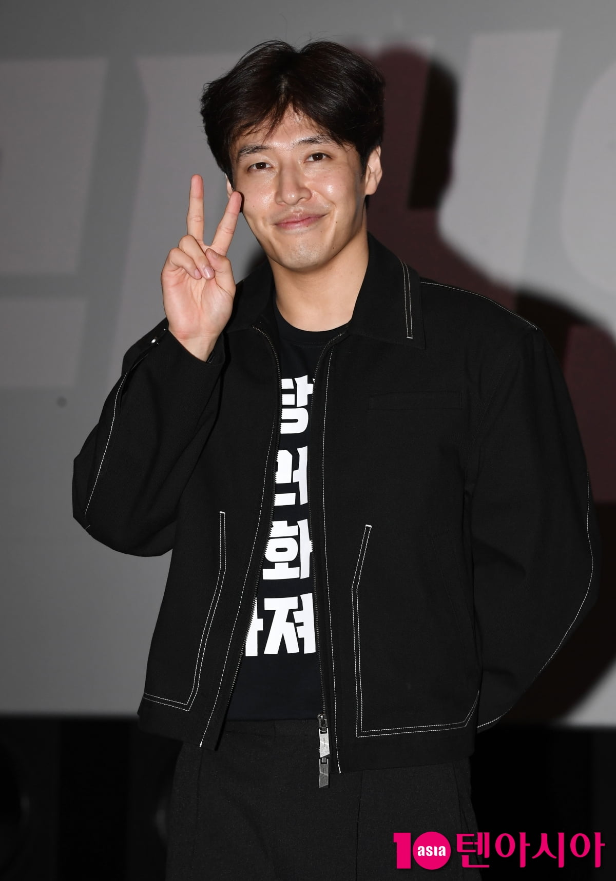 カン・ハヌル、映画『ヤダン』舞台挨拶に登場！