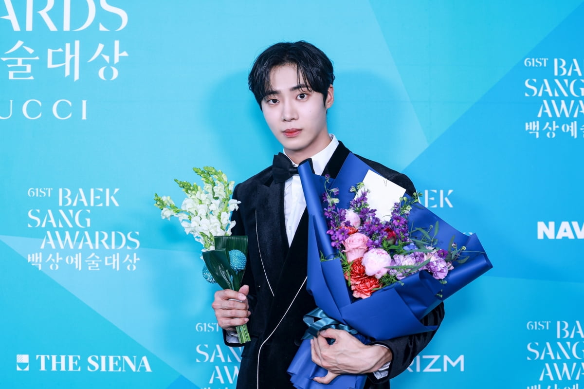 Choo Young-woo Wins Best New Actor at the 61st Baeksang Arts Awards