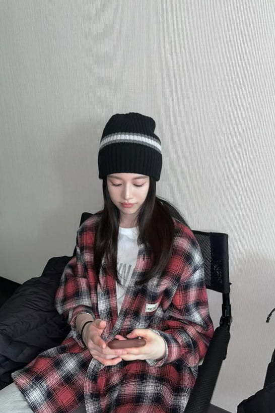 Go Yoon-jung Shares Behind-the-Scenes Moments from 'Resident Playbook'