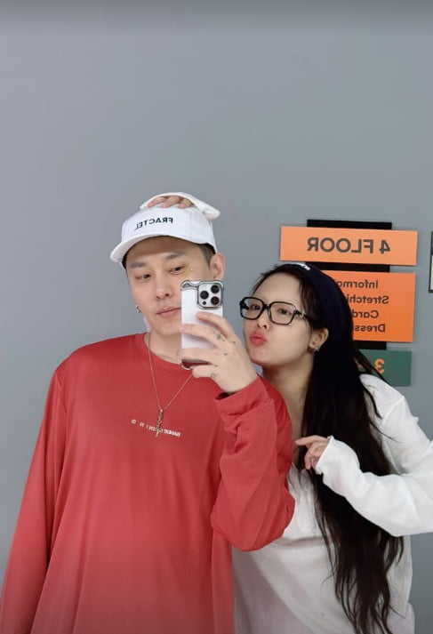 HyunA and Yong Jun-hyung Share Sweet Moments on Instagram