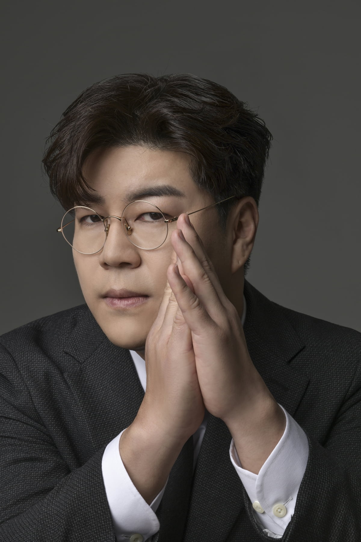 Trot Singer Park Gu-yoon Joins A2Z Entertainment for New Chapter