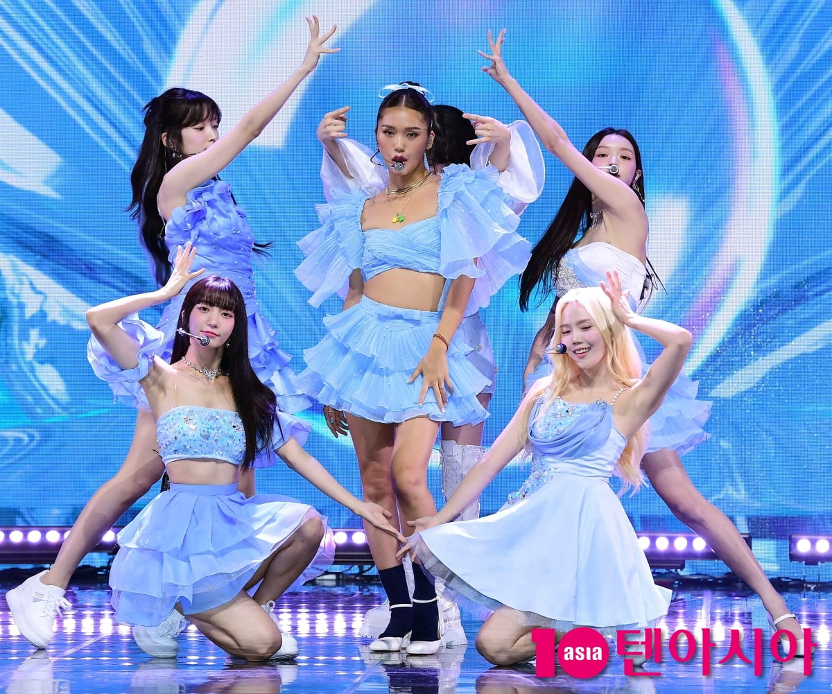 Oh My Girl Marks 10th Anniversary with New Chapter: Members Renew Contracts and Pursue Individual Paths
