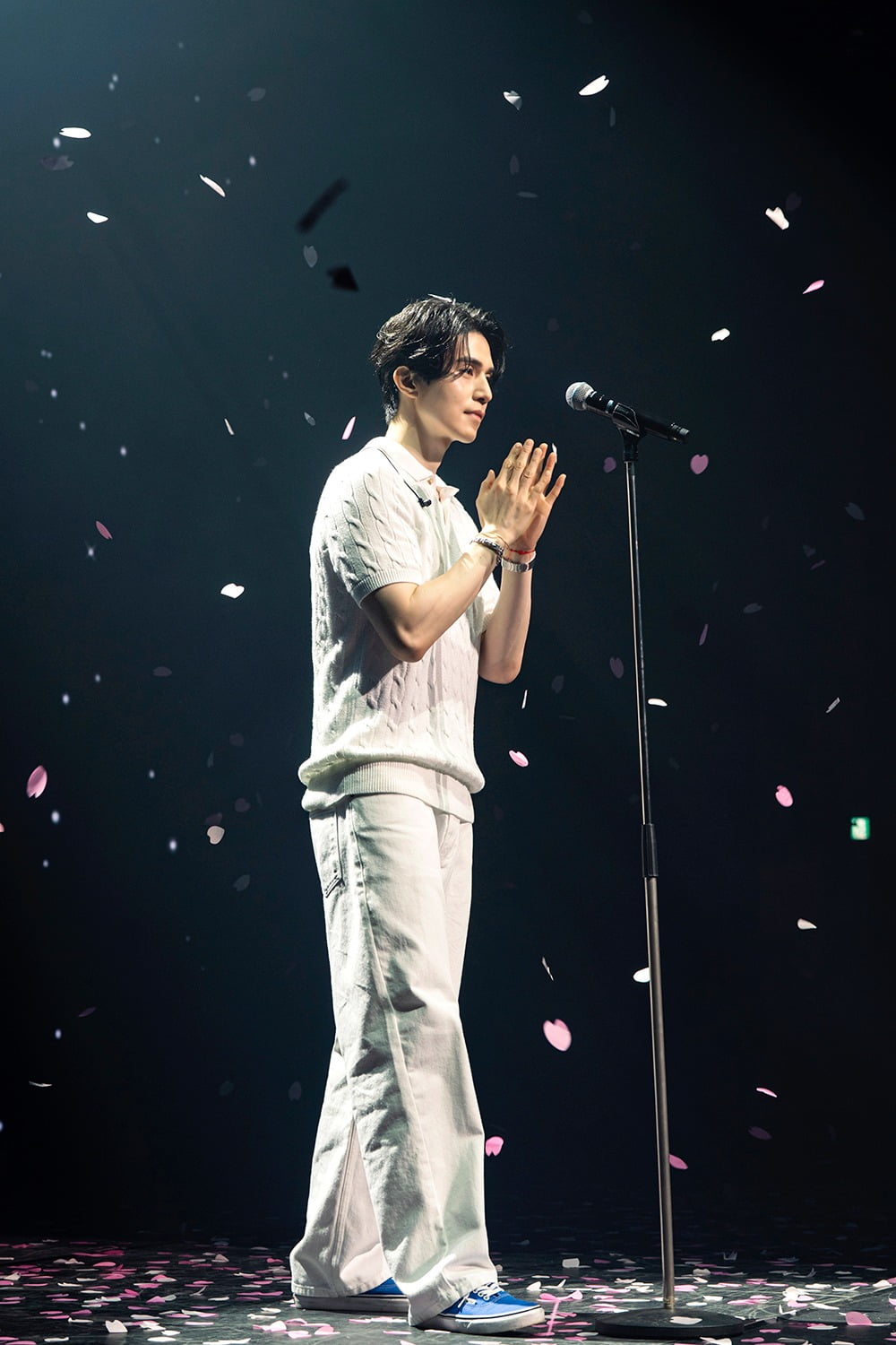 Lee Dong-wook Wraps Up Successful Fan Meeting in Tokyo 