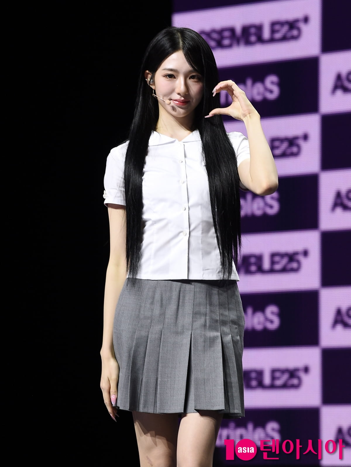 tripleS's Shinwi Attends 'ASSEMBLE25' Showcase in Seoul