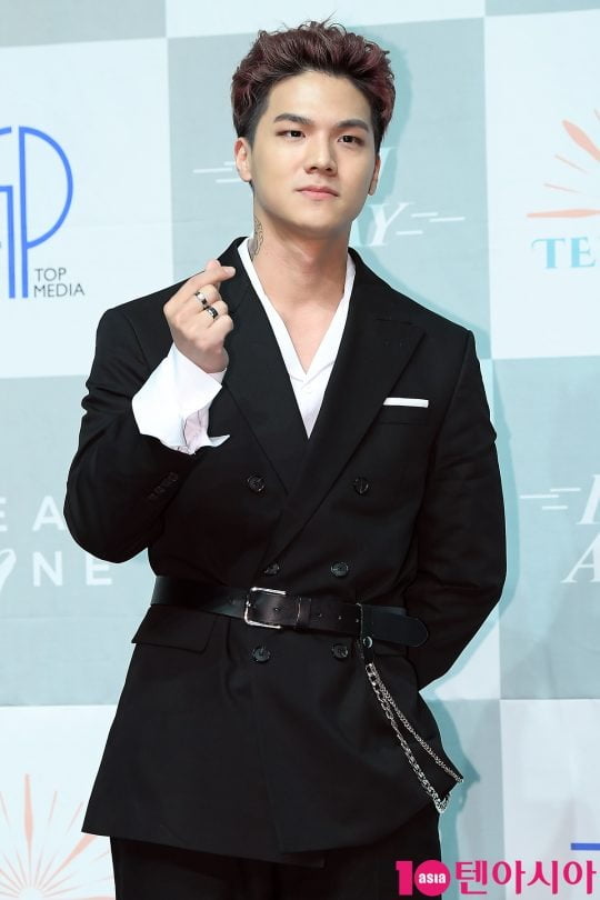 Former TEEN TOP Member CAP Signs Exclusive Contract with Modenberry Korea