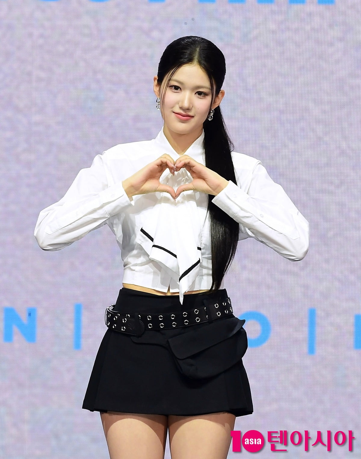 K-Pop Sensation Izna Set for June Comeback Amidst Rising Global Fame