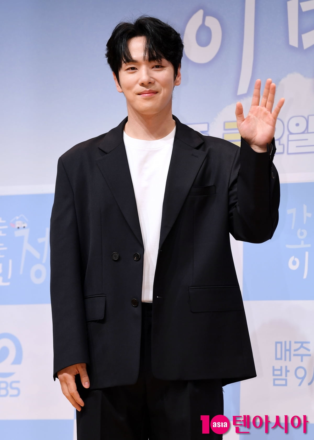 俳優キム・ジョンヒョン、KBS2『カヌンジョン オヌンジョン イ・ミンジョン』制作発表会に登場