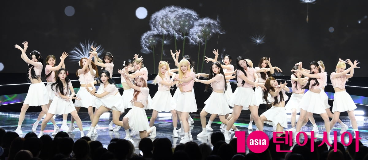 tripleS、SBS funE『THE SHOW』で華麗なステージを披露