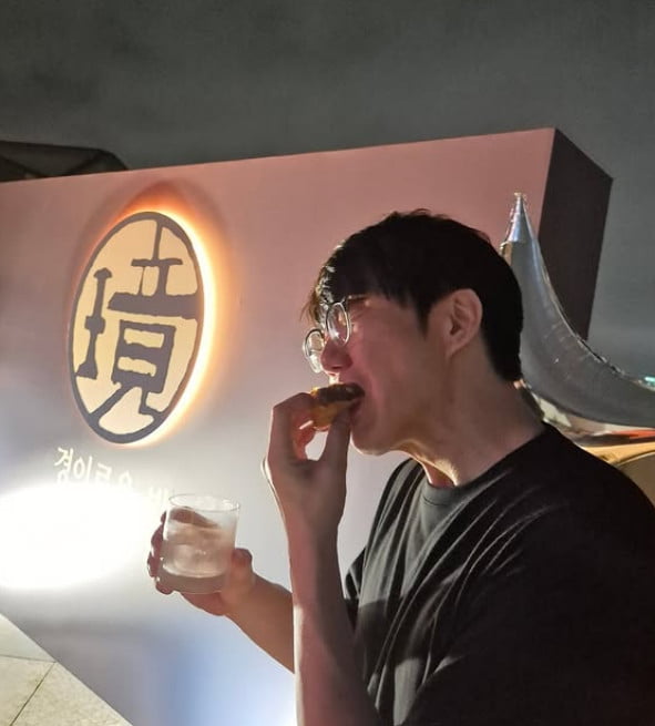 “I've never done anything like this before”: Makgeolli entrepreneur Sung Si-kyung invites 80 experts to party