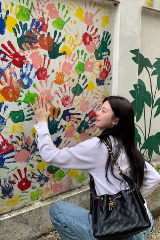 Actress Go Youn-jung Shares First Glimpse of Life Post-Drama with Luxury Fashion
