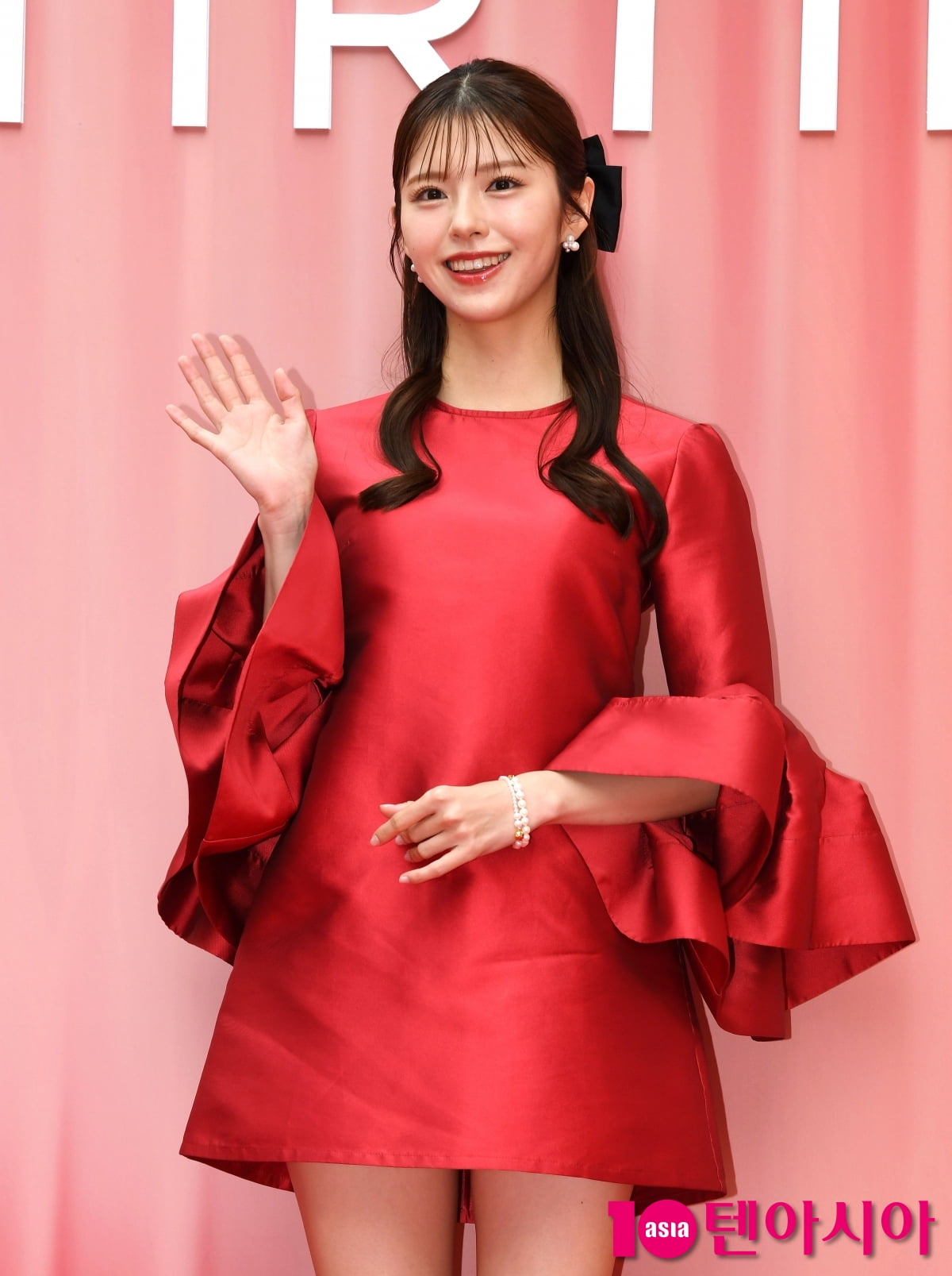 鈴木ゆうか 、TIRTIR聖水フラッグシップストアオープニングイベントに登場