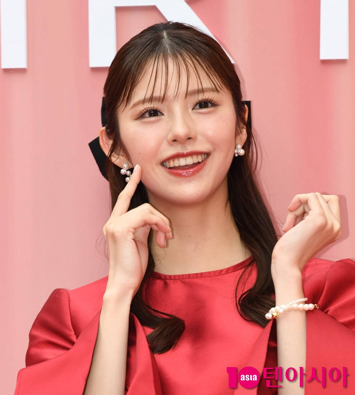 鈴木ゆうか 、TIRTIR聖水フラッグシップストアオープニングイベントに登場