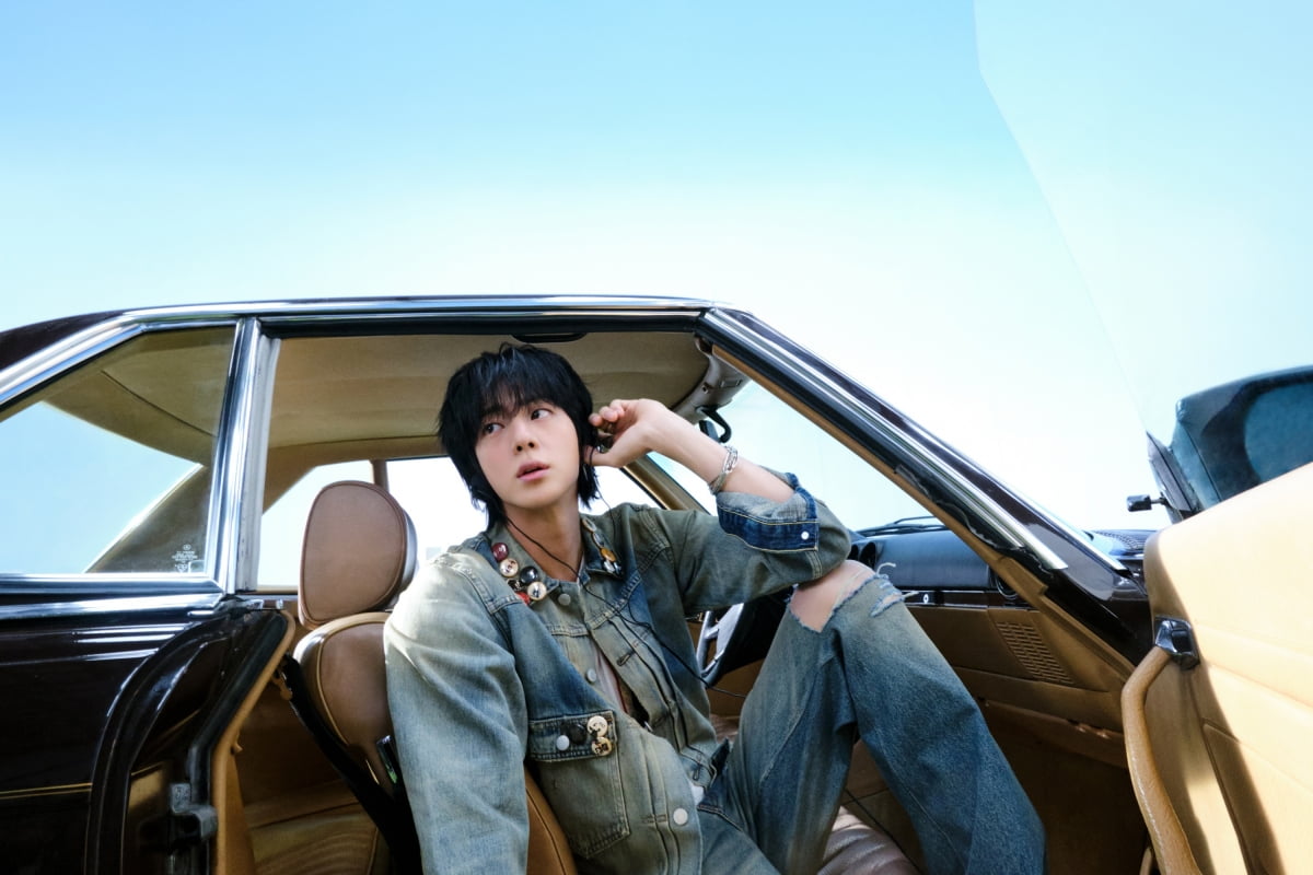 BTS's Jin Makes Waves on UK Official Charts and Spotify with 'Echo'