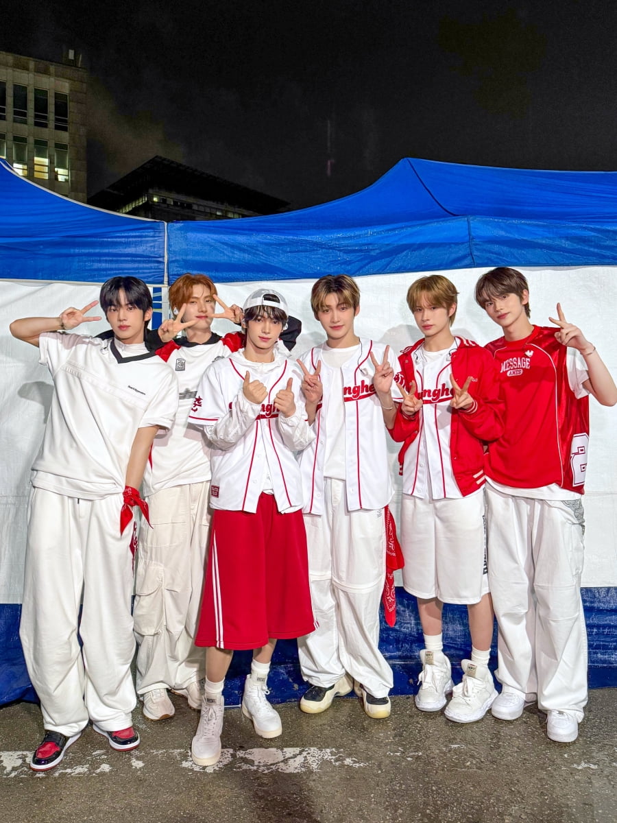 TWS Shines as '5th Generation All-Rounder' at University Festivals