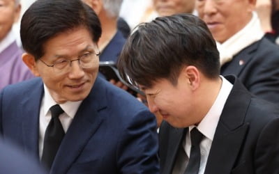 김문수, 이준석에 또 러브콜…"우리 둘 전혀 다른게 없다"