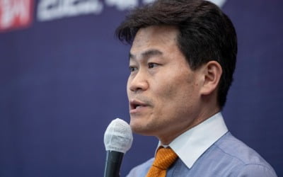 <font color="#ee4c4c">[단독] </font>'은퇴 선언' 전한길 "정계 입문할 생각 없다"