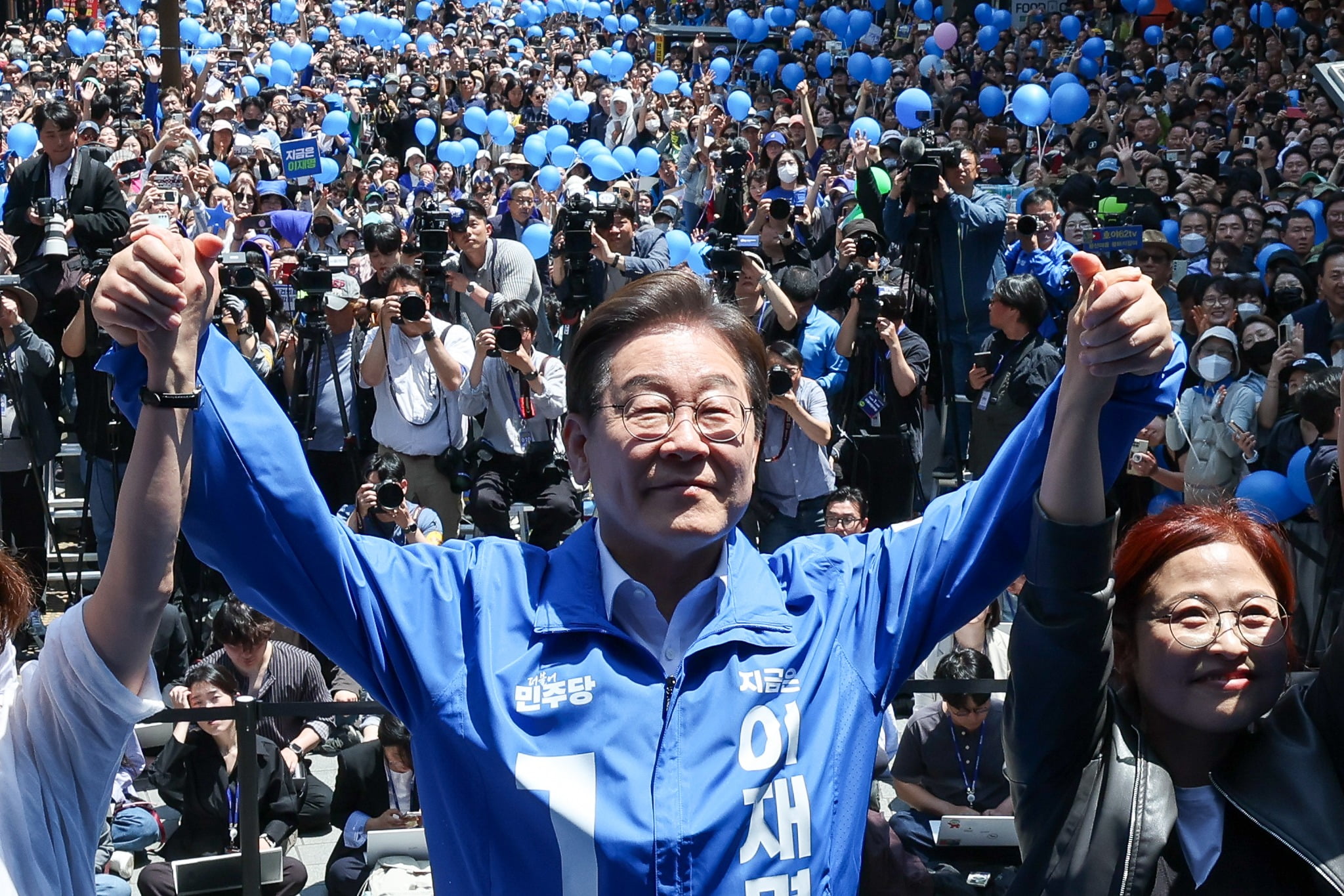 이재명 "HMM 부산 이전, 직원도 동의"…최대 노조는 '반대'