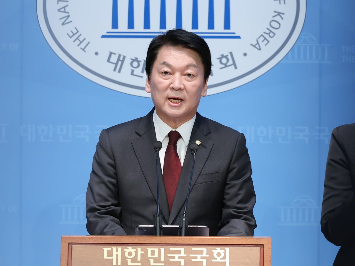 안철수 "김문수, 이순신처럼 고독해 보여…대장선 따를 때"
