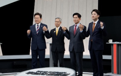 李 "계엄·尹 파면 사과하라" 金 "모두 인정…내란동조 주장은 폭력"