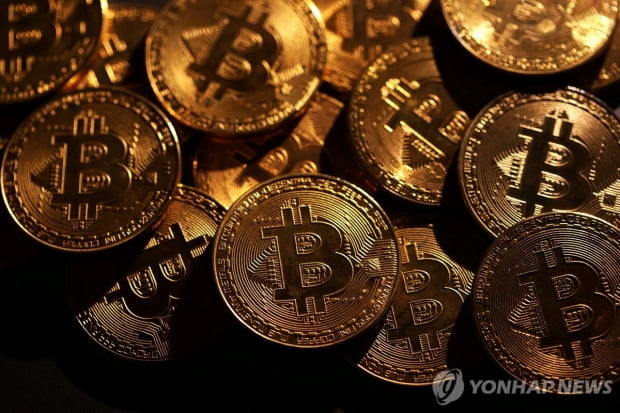비트코인, 10만 달러선 회복…지난 2월 이후 처음