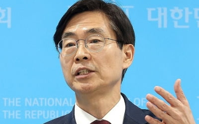"마 치아라!"…조경태 "尹 당장 출당" 요구에 고성 오간 부산시당 [대선 현장]