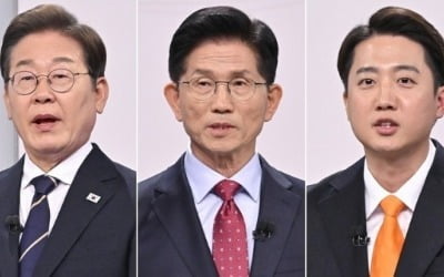 李 '방어' 金 '뒤집기' 이준석 '맹공'