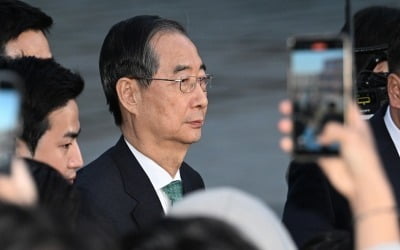 [속보] 한덕수 측 "단일화 일정, 대선에 맞춰야…여론조사 자신 없나"
