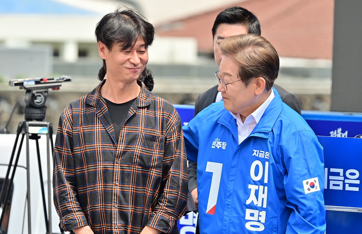 박혁권 "밥줄 끊겨도 지지한다"…이재명 지원 유세