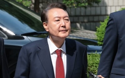 尹 "나라 정상화 위해 김문수 후보에 힘 몰아달라" 호소