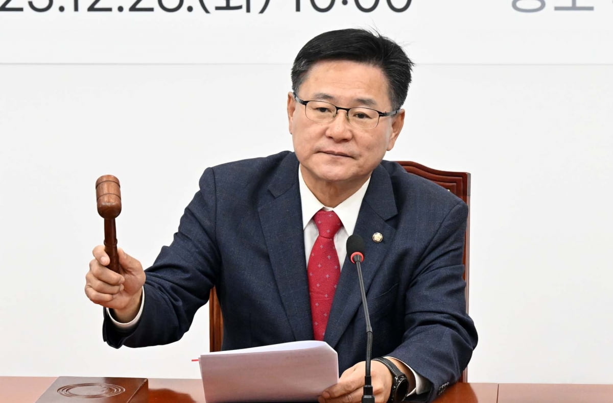 부산 4선 이헌승, 원내대표 출마…당내 3번째 출사표