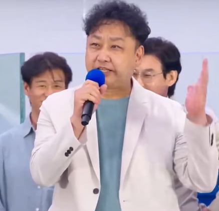 개그맨 김수용이 이재명 더불어민주당 대선후보 유세 현장에 나타났다. /사진=유튜브 캡처