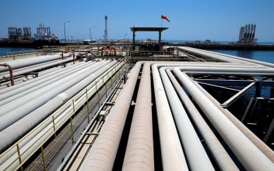 사우디 증산 드라이브에 시장 충격…WTI 0.9%↓