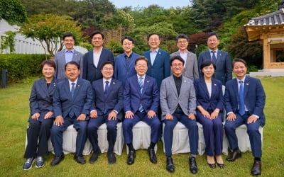 "할 일이 많다" 李대통령, 민주 지도부와 만찬