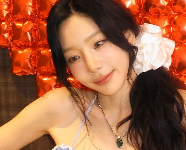 少女時代テヨン、インスタグラムで近況公開!ファンを魅了するラブリースタイル